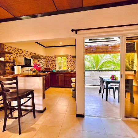 Апартаменты Seaside Self Catering Анс-Руаяль Экстерьер фото