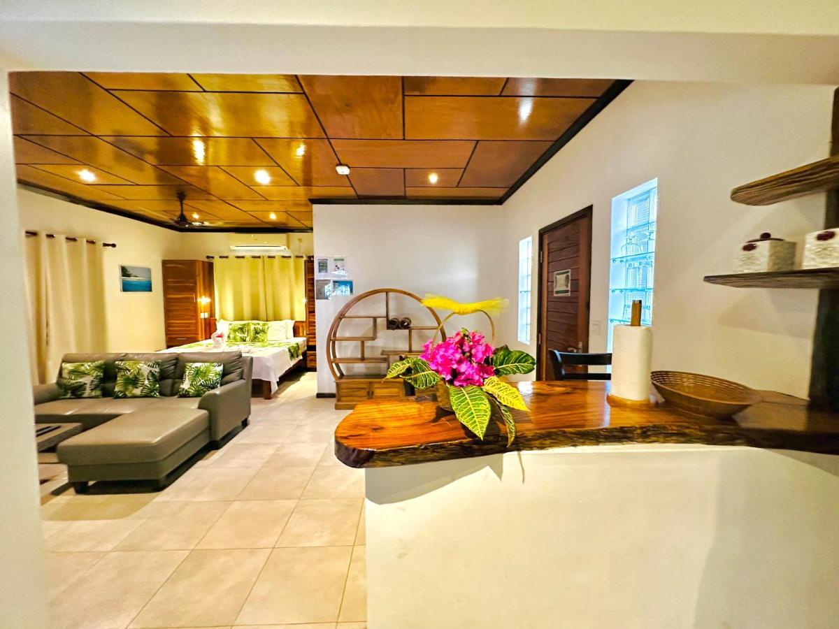 Апартаменты Seaside Self Catering Анс-Руаяль Экстерьер фото